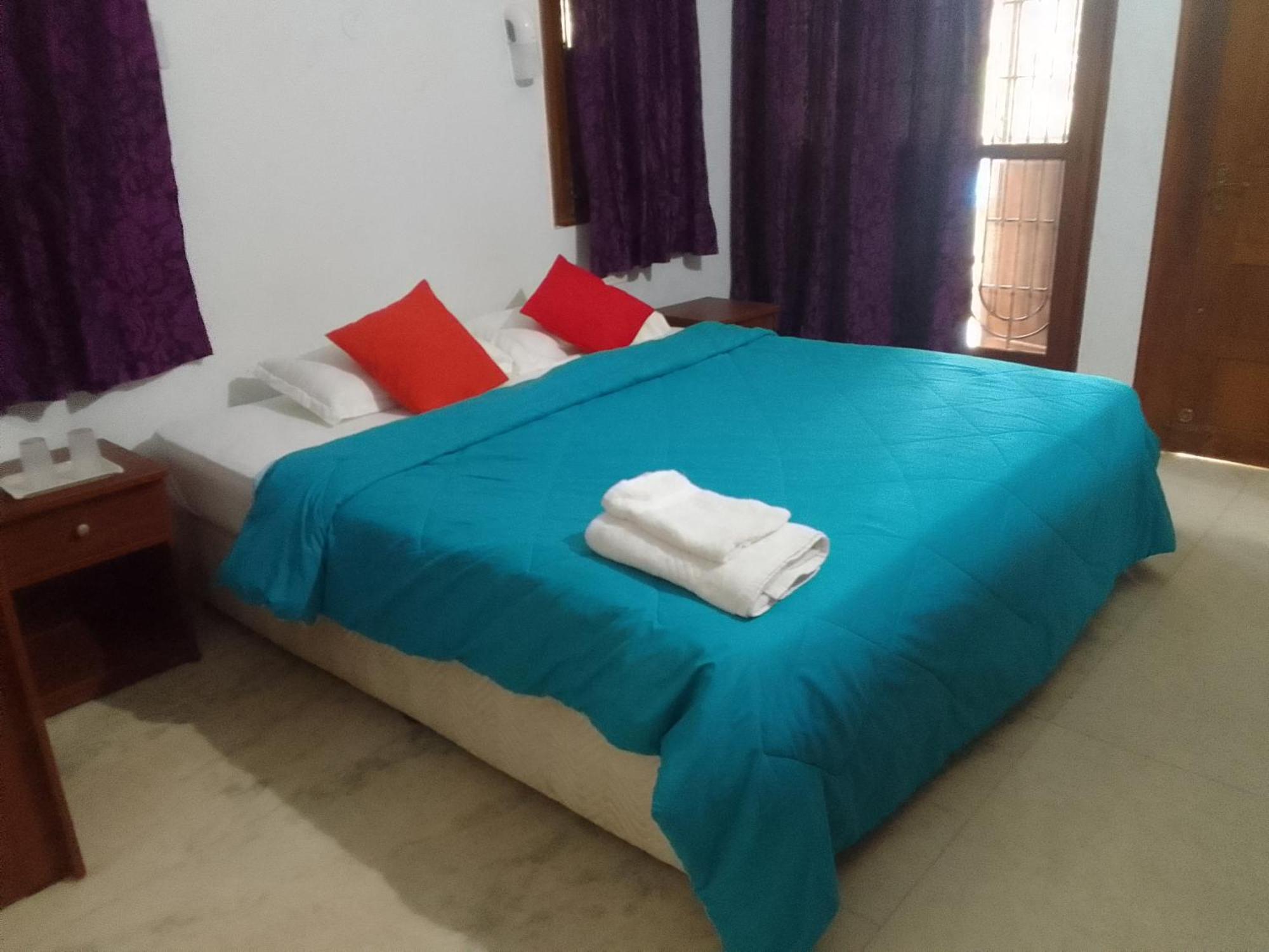 Peaceful Rooms At Pande Residency Patnem Beach Exterior photo