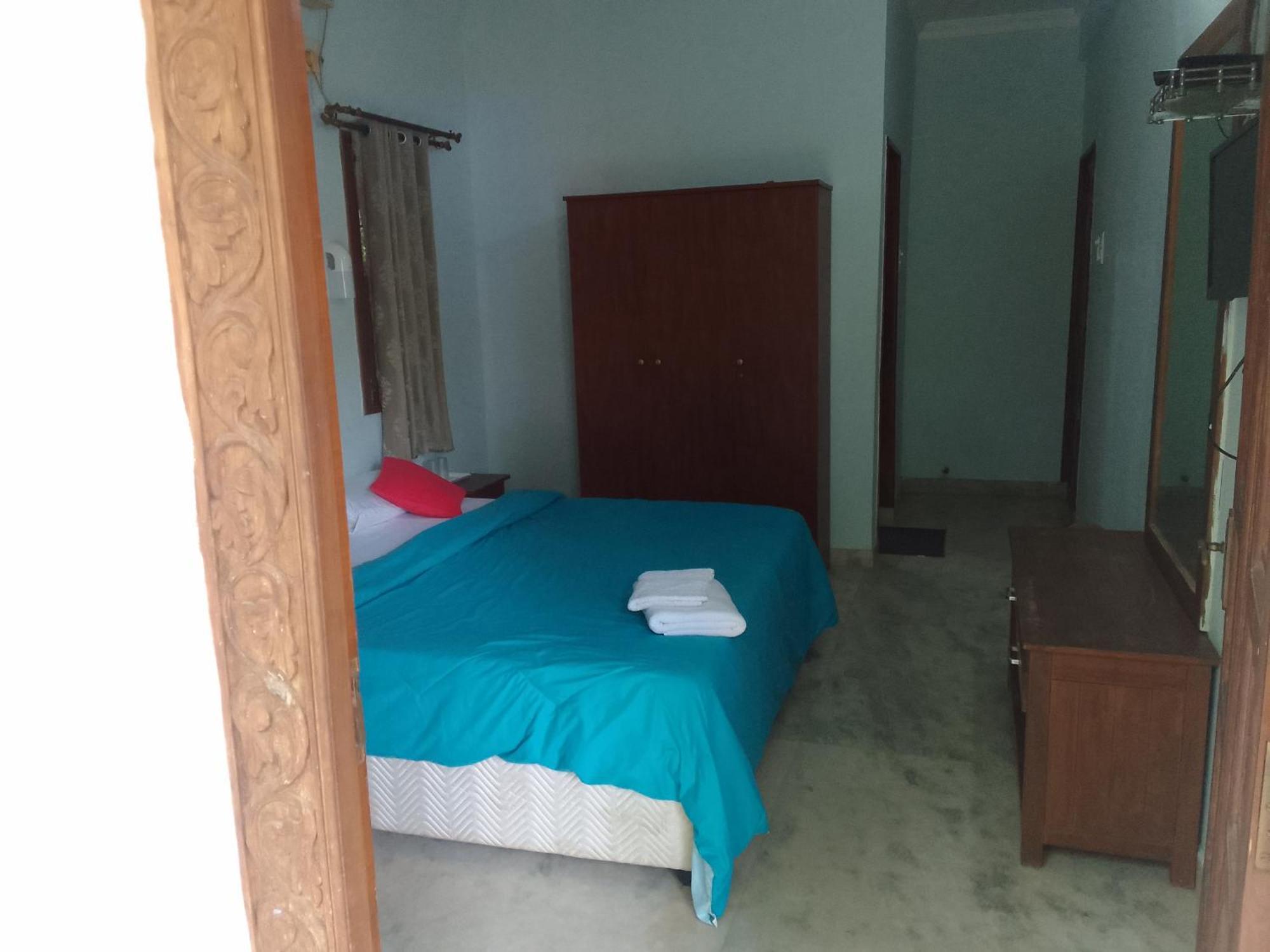 Peaceful Rooms At Pande Residency Patnem Beach Exterior photo